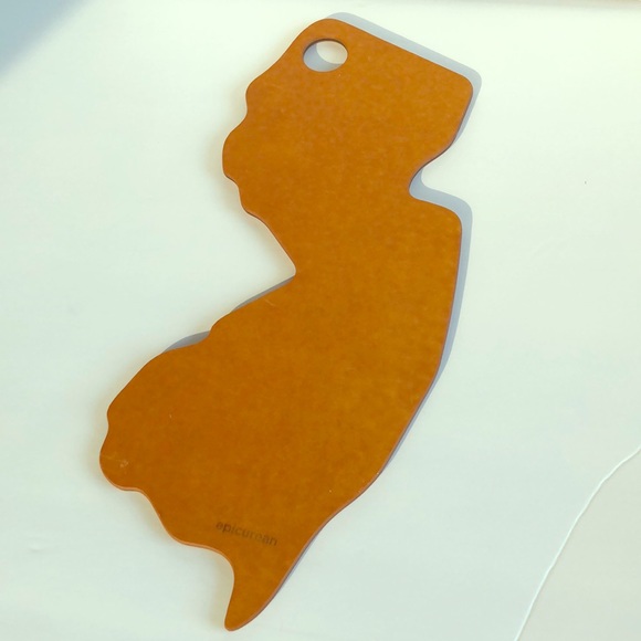 Epicurean New Jersey Shaped Cutting Serving Board - Picture 2 of 3